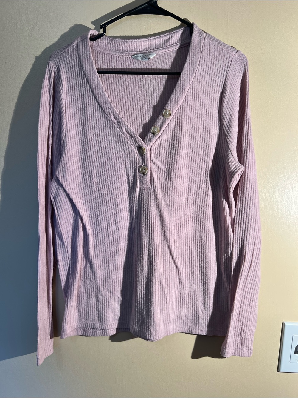 Women’s Lucky Brand Pink Long Sleeve Henley Size Large
